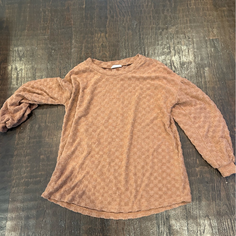 Entro 
Size Small
Brown Fuzzy Checkered Print